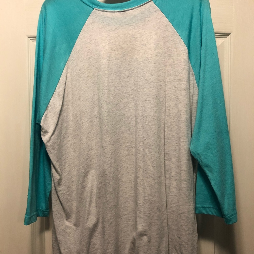 Super soft 3/4 sleeve shirt - Picture 3 of 4